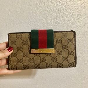 Authentic Gucci Wallet